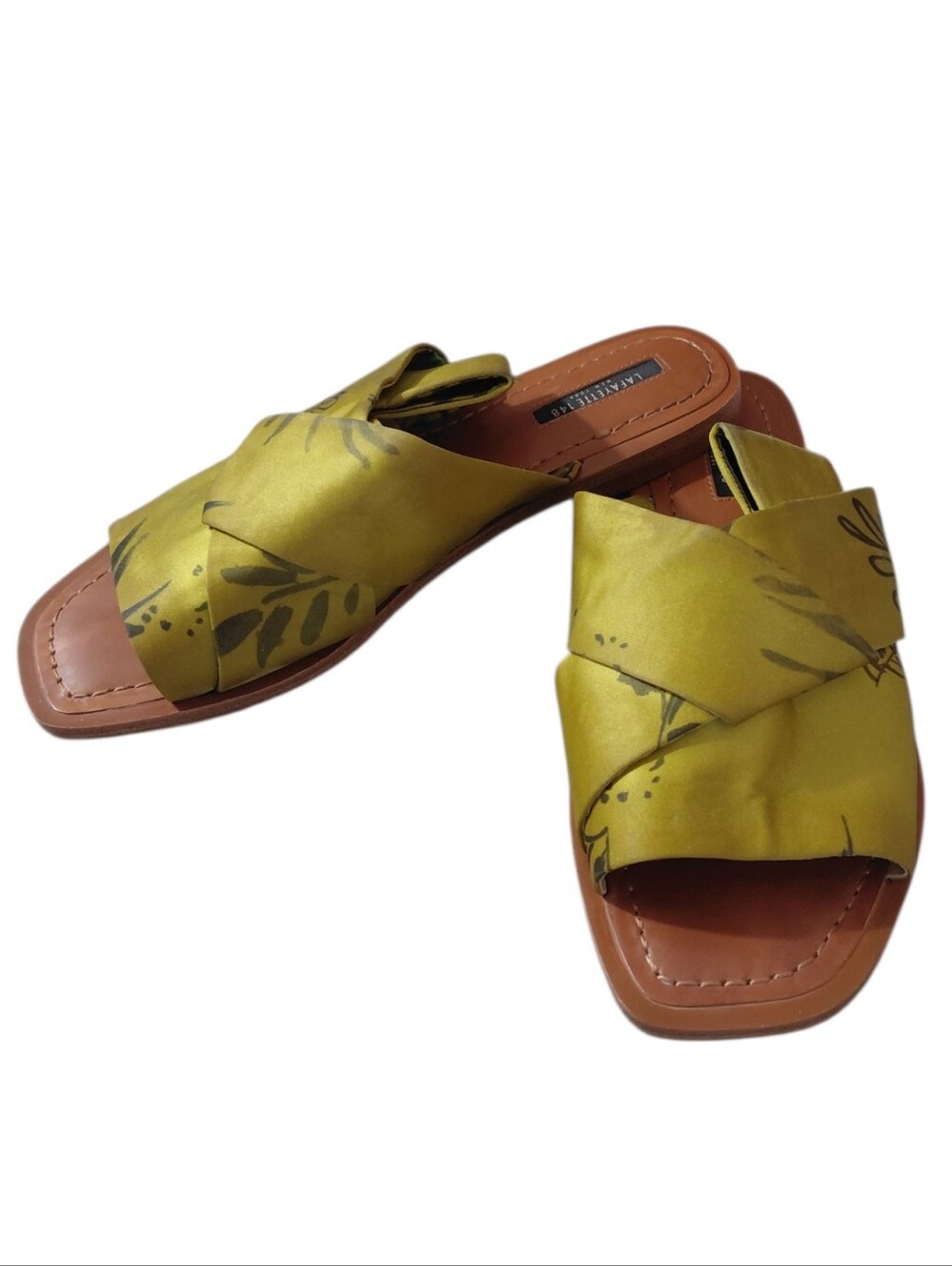 Lafayette 148 New York Chartreuse Green Cross-Band Satin Slides Size 7
